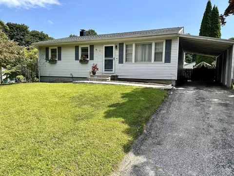 3 Midway Dr, Bethel, CT 06801
