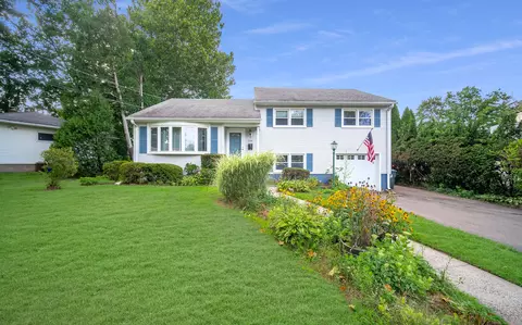 234 Reservoir Rd, Newington, CT 06111