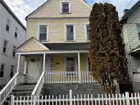 79 Clifford St, Bridgeport, CT 06607