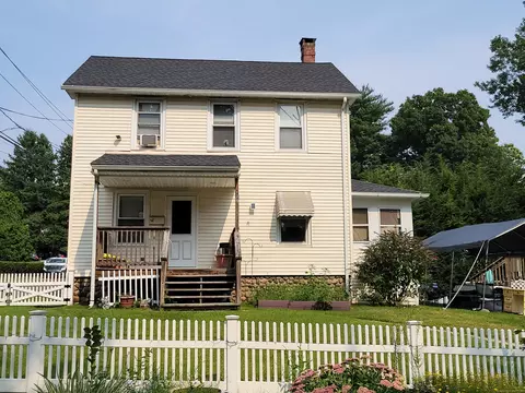 120 Midland Rd, Waterbury, CT 06705