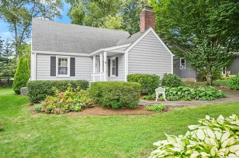 25 Mcallister Ave, Norwalk, CT 06854
