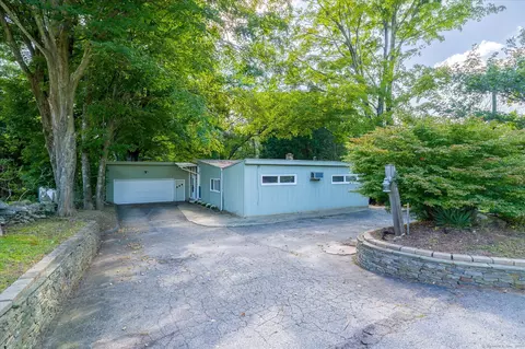 1943 Main St, Coventry, CT 06238