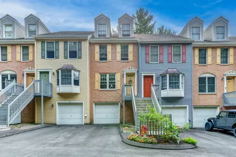 1275 Winsted Rd #430, Torrington, CT 06790