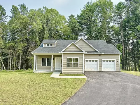 31 Heather Lyn Dr, Norwich, CT 06360