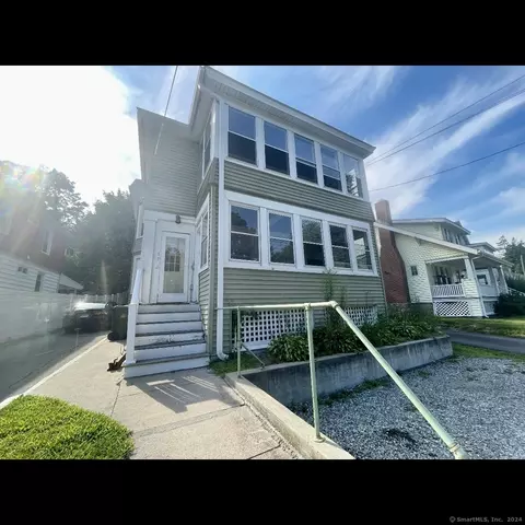 170 Ledyard St, New London, CT 06320