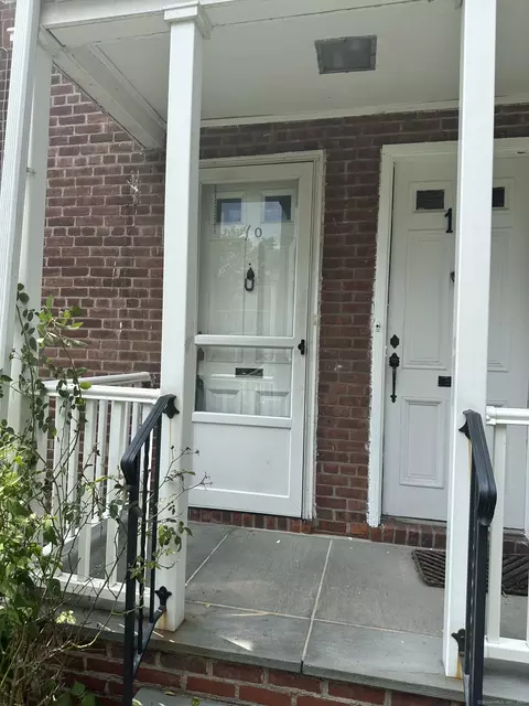 2475 Summer St #1O, Stamford, CT 06905