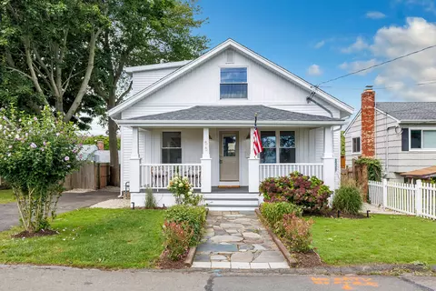 55 Ridgewood Dr, Milford, CT 06460