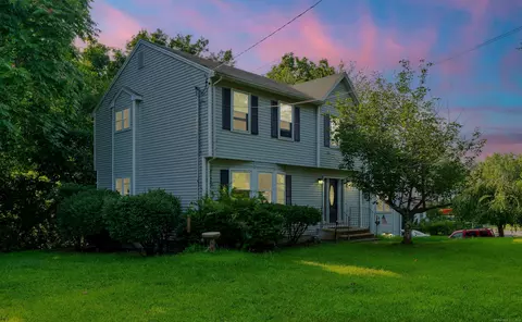 798 Glastonbury Tpke, Portland, CT 06480