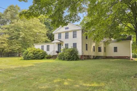551 Hills St, East Hartford, CT 06118