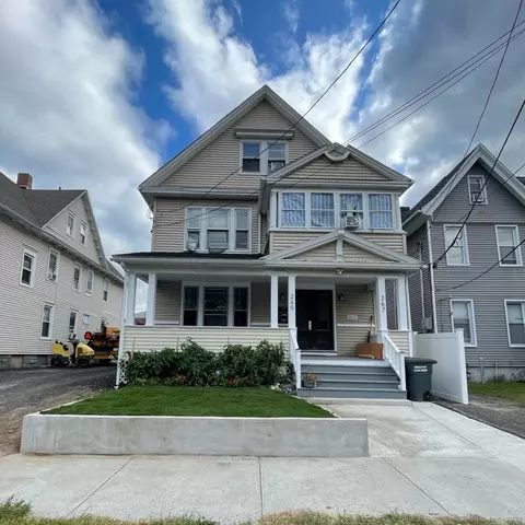 265 Laurel Ave, Bridgeport, CT 06605
