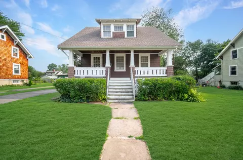 7 Hubbard Pl, Wethersfield, CT 06109
