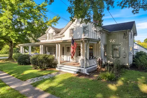 151 Maple Ave, Old Saybrook, CT 06475