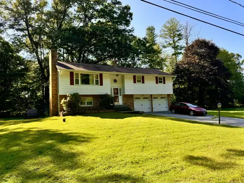 27 Lens Ave, Killingly, CT 06241