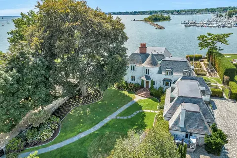 141 Downs Ave, Stamford, CT 06902