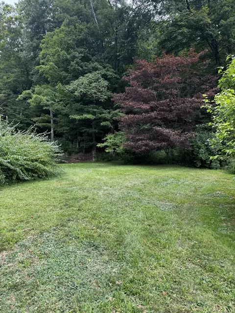 Killingworth Road, Haddam, CT 06441
