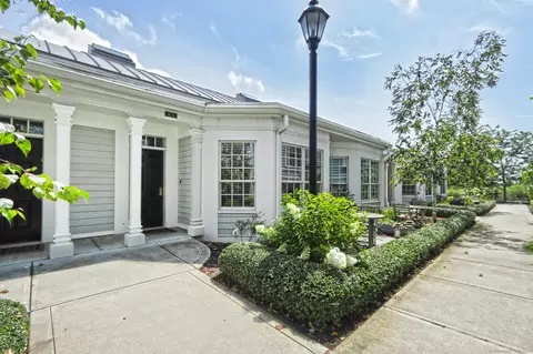 66 High St #11, Guilford, CT 06437
