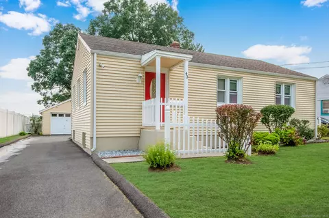 43 Risley St, East Hartford, CT 06118