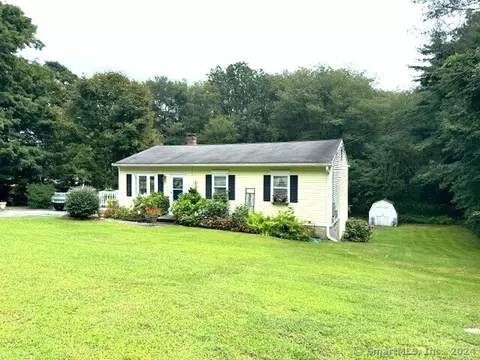 456 Lisbon Rd, Canterbury, CT 06331