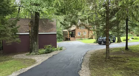 34 River Rd, Preston, CT 06365