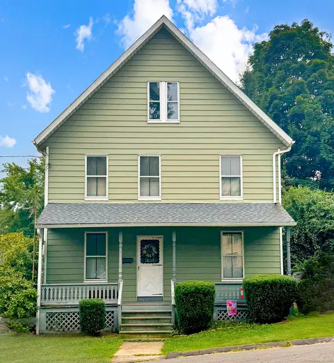 10-12 Perry Hill Rd, Shelton, CT 06484
