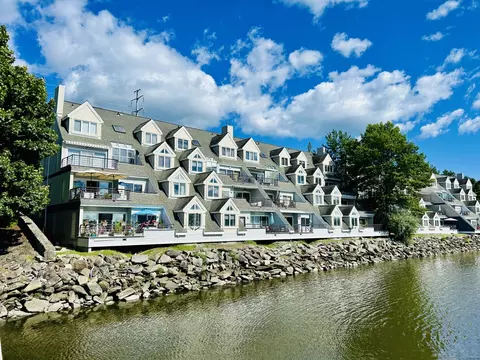 322 Popes Island Rd #322, Milford, CT 06461