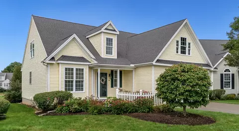 44 Phillips Farm Rd #44, East Hartford, CT 06118