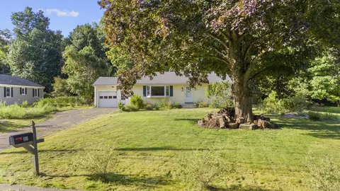 37 Harrison Rd, North Branford, CT 06471