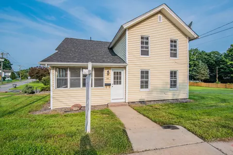 144 Oakland St, Manchester, CT 06042