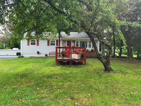178 Preston Rd, Griswold, CT 06351