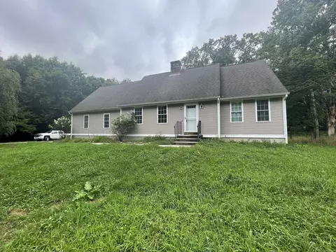 299 Barlow Cemetery Rd, Woodstock, CT 06281