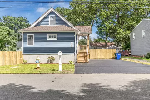 388 Masarik Ave, Stratford, CT 06615