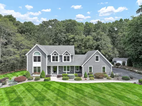 53 Bucks Xing, Rocky Hill, CT 06067