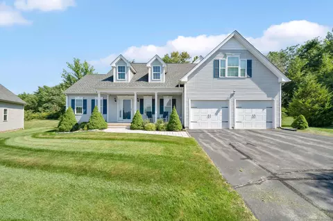 33 Steeple View Dr #33, Ellington, CT 06029