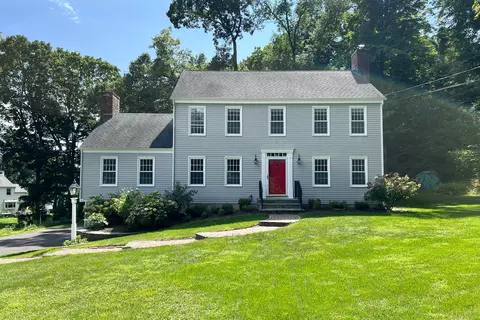 191 Hunter Dr, West Hartford, CT 06107