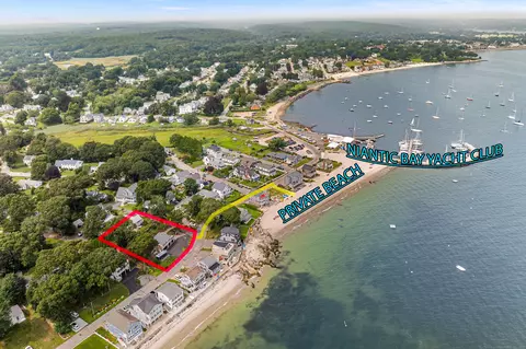 29 Shore Rd, East Lyme, CT 06357