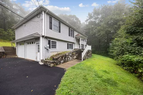 180 Beach Rd, Wolcott, CT 06716