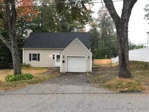 1 Adelaide Ter, Torrington, CT 06790