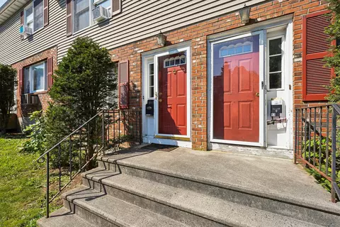 93 Divinity St #2, Bristol, CT 06010