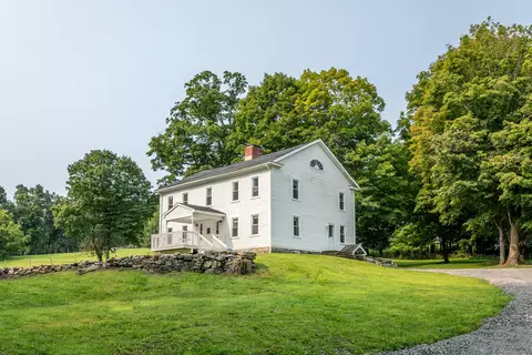 33 Merryall Rd, New Milford, CT 06776