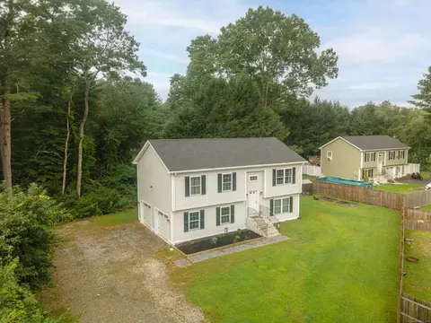 57 Proulx St, Brooklyn, CT 06234