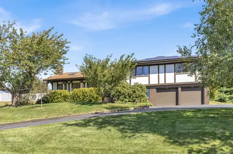 97 Mcdowell Rd, Middletown, CT 06457