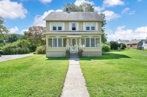 54 Elm St, Enfield, CT 06082
