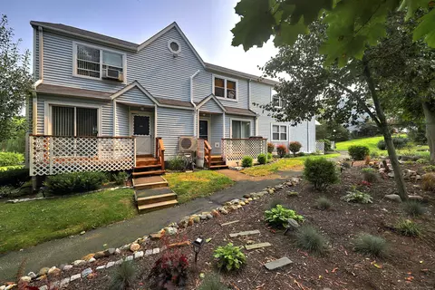 418 Woodward Ave #27, New Haven, CT 06512
