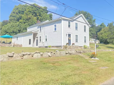 100 Gaylord Mountain Rd, Hamden, CT 06518