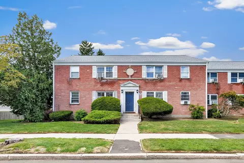 178 Seaton Rd #2, Stamford, CT 06902
