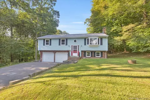 212 Metcalf Rd, Tolland, CT 06084