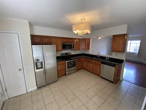 975 Meriden Rd #93, Waterbury, CT 06705