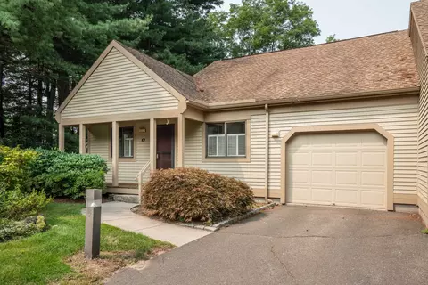 5 Oxford Ct #5, Avon, CT 06001