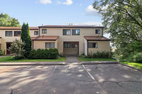 285 Queen St #9A, Southington, CT 06489