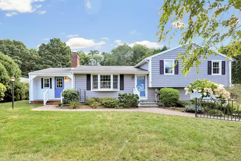 31 Shawmut Ave, North Haven, CT 06473